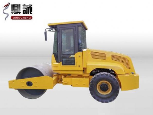 點擊查看詳細信息<br>標題：6噸單鋼輪振動壓路機 閱讀次數：12277