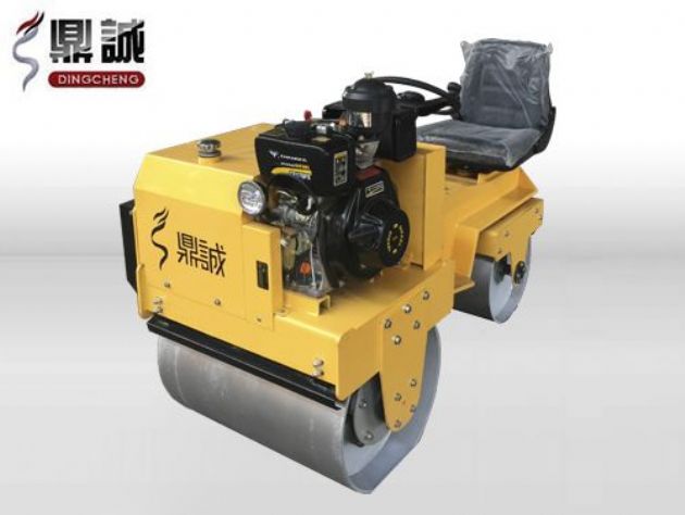 點擊查看詳細信息<br>標題：DC850C座駕式壓路機 閱讀次數：13872